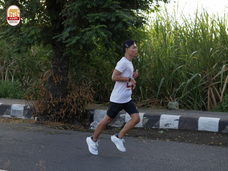 Race photo from Kediri Half Marathon 2024