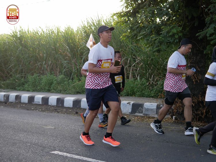 Race photo from Kediri Half Marathon 2024
