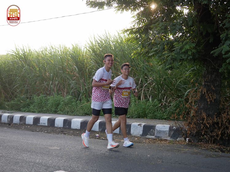 Race photo from Kediri Half Marathon 2024