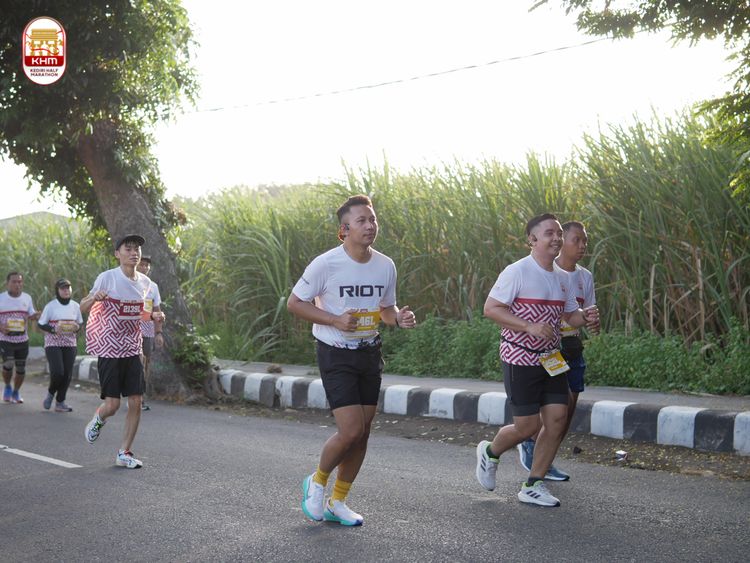 Race photo from Kediri Half Marathon 2024