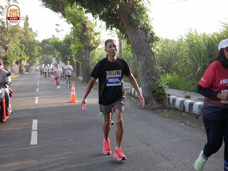Race photo from Kediri Half Marathon 2024