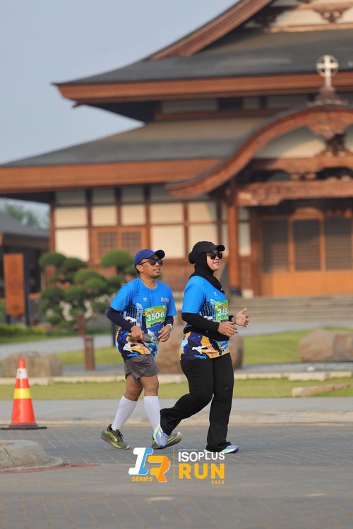 Race photo from ISOPlus Run 2024 Jakarta