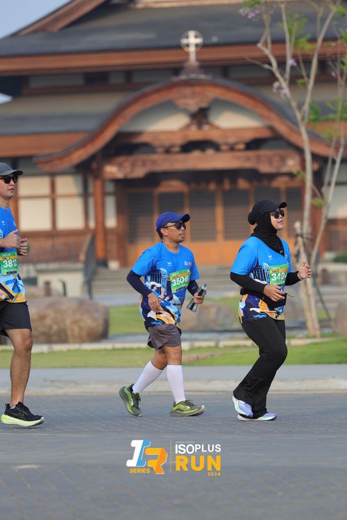Race photo from ISOPlus Run 2024 Jakarta