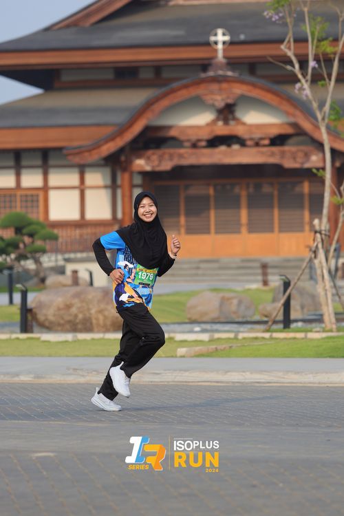 Race photo from ISOPlus Run 2024 Jakarta