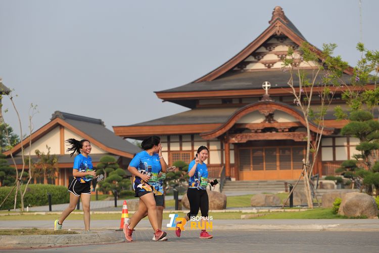 Race photo from ISOPlus Run 2024 Jakarta