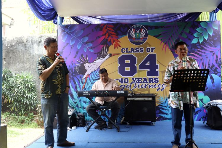 Race photo from Class of 84, 40 Years Togetherness