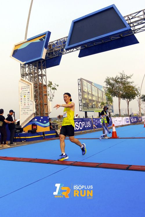 Race photo from ISOPlus Run 2024 Jakarta