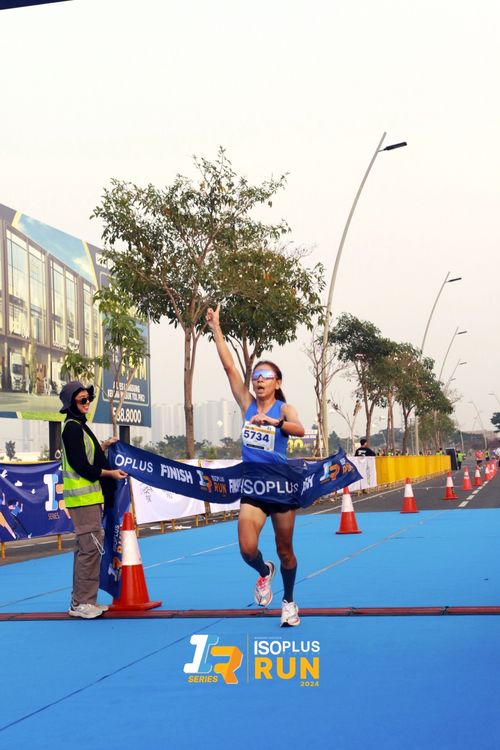 Race photo from ISOPlus Run 2024 Jakarta