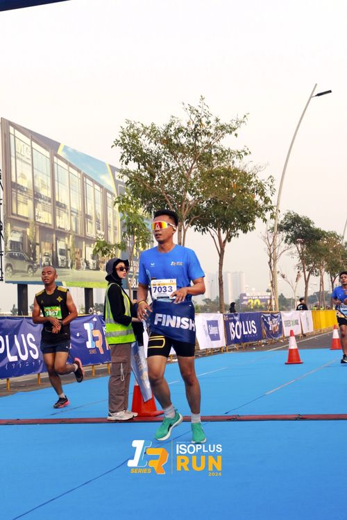 Race photo from ISOPlus Run 2024 Jakarta