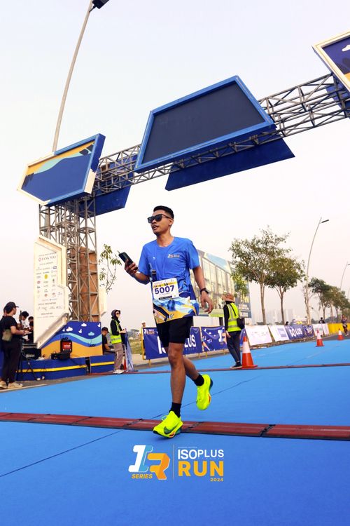 Race photo from ISOPlus Run 2024 Jakarta