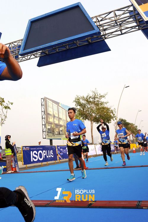 Race photo from ISOPlus Run 2024 Jakarta