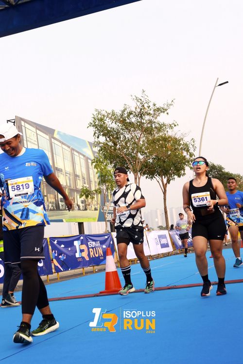 Race photo from ISOPlus Run 2024 Jakarta