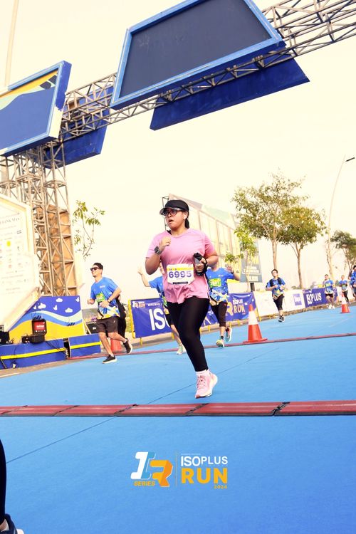 Race photo from ISOPlus Run 2024 Jakarta