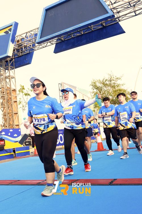 Race photo from ISOPlus Run 2024 Jakarta