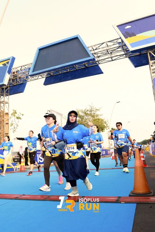 Race photo from ISOPlus Run 2024 Jakarta