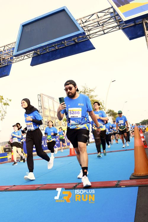 Race photo from ISOPlus Run 2024 Jakarta