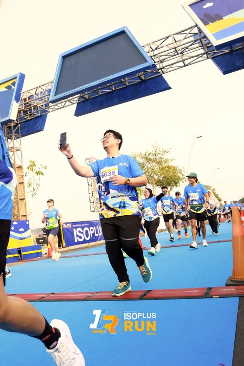 Race photo from ISOPlus Run 2024 Jakarta