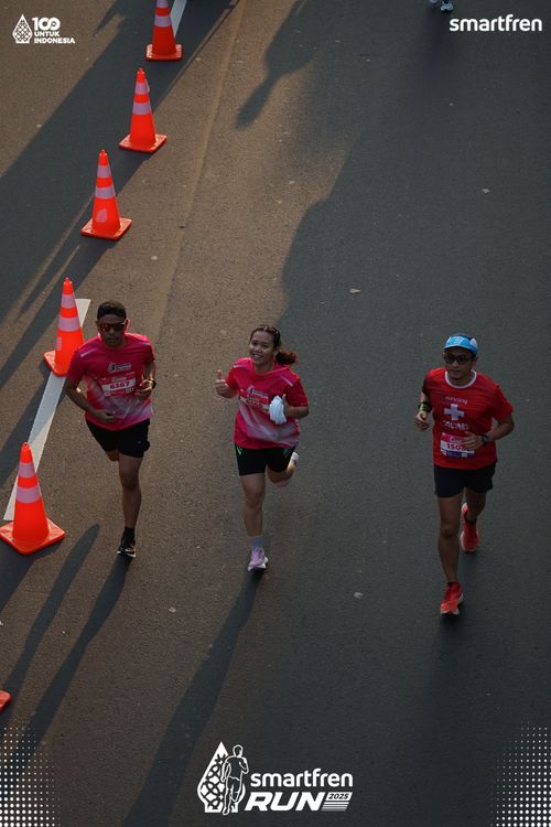 Race photo from Smartfren Run 2025 