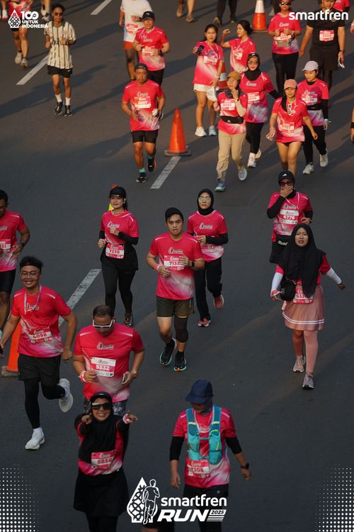 Race photo from Smartfren Run 2025 