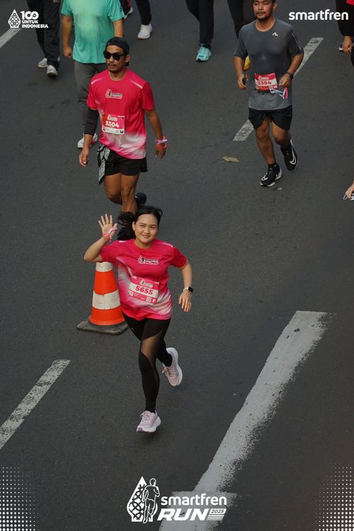 Race photo from Smartfren Run 2025 