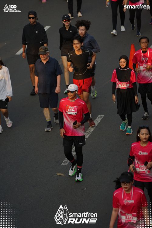 Race photo from Smartfren Run 2025 