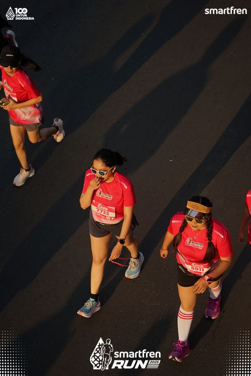 Race photo from Smartfren Run 2025 