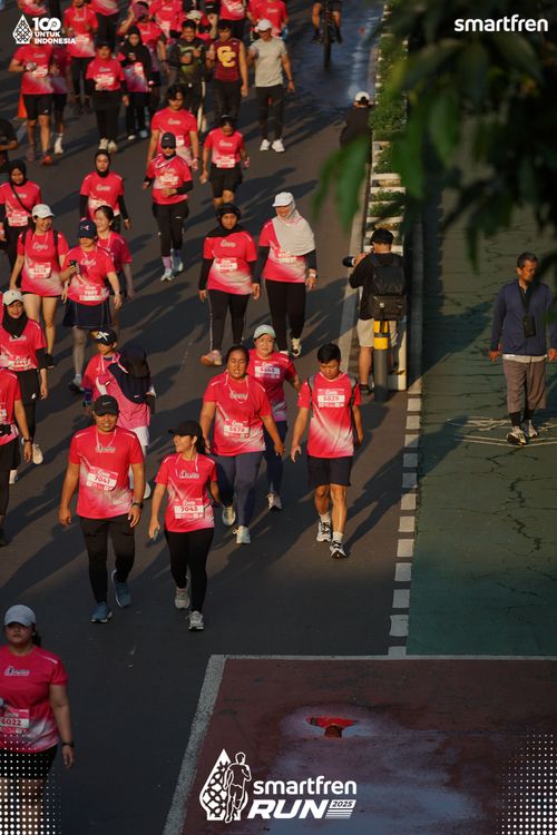 Race photo from Smartfren Run 2025 