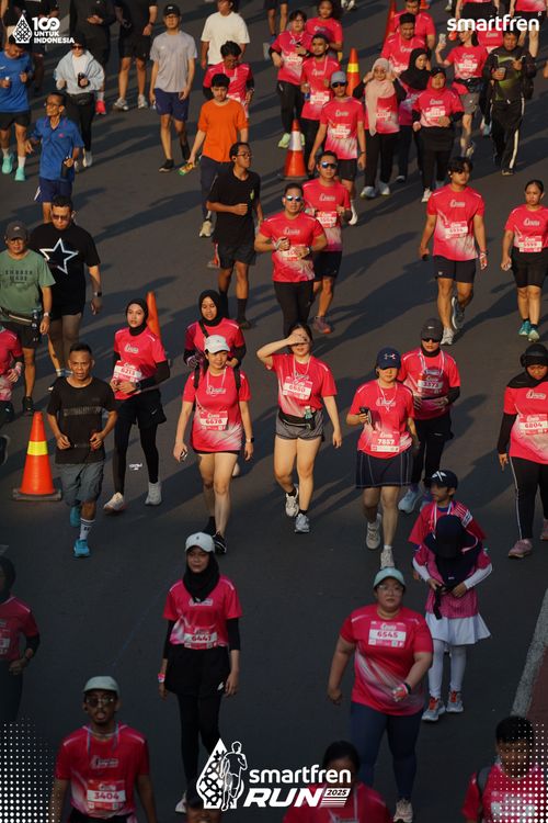 Race photo from Smartfren Run 2025 