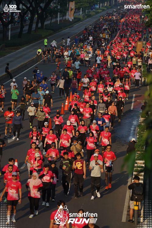 Race photo from Smartfren Run 2025 