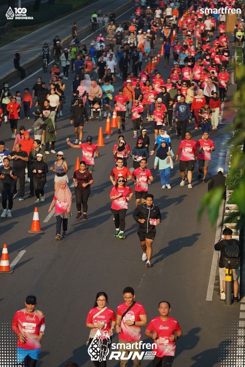 Race photo from Smartfren Run 2025 