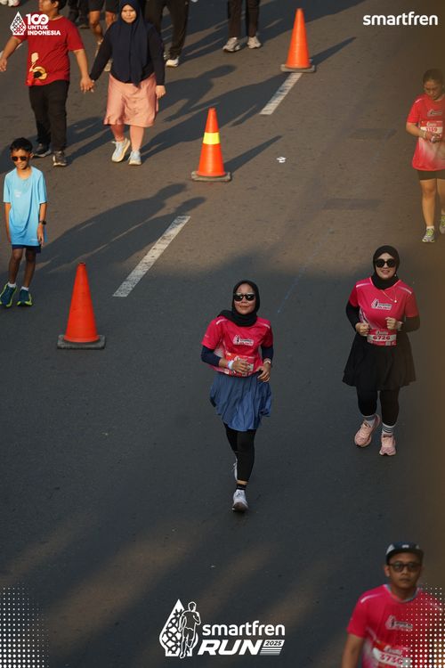 Race photo from Smartfren Run 2025 
