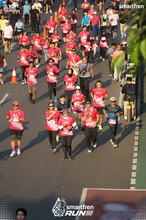 Race photo from Smartfren Run 2025 