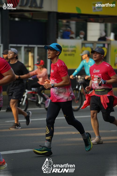 Race photo from Smartfren Run 2025 