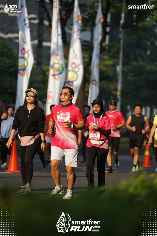 Race photo from Smartfren Run 2025 