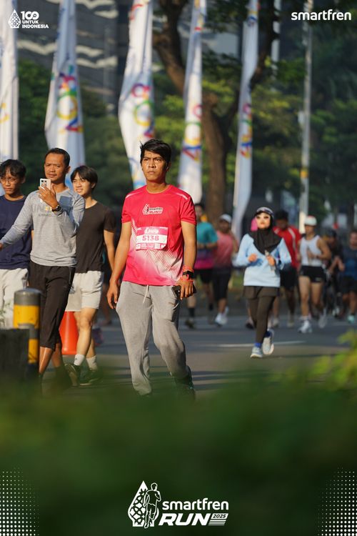 Race photo from Smartfren Run 2025 
