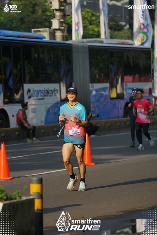 Race photo from Smartfren Run 2025 