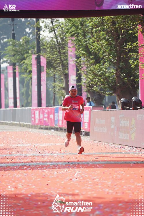 Race photo from Smartfren Run 2025 