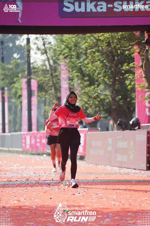 Race photo from Smartfren Run 2025 