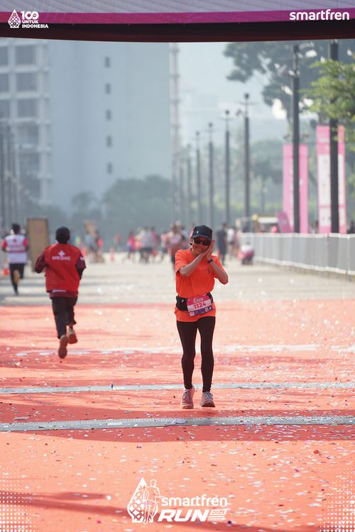 Race photo from Smartfren Run 2025 