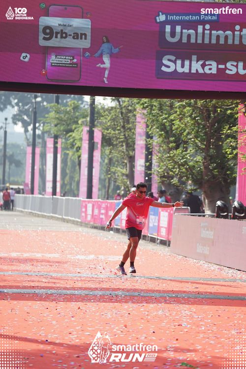 Race photo from Smartfren Run 2025 