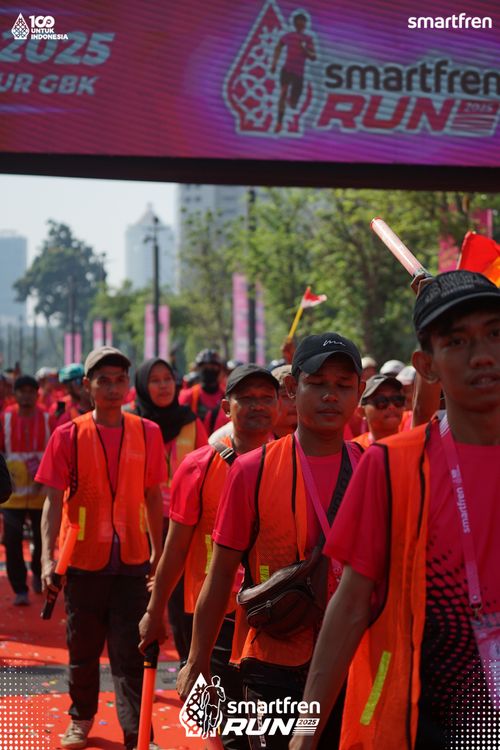 Race photo from Smartfren Run 2025 