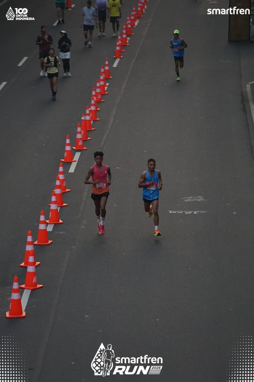 Race photo from Smartfren Run 2025 