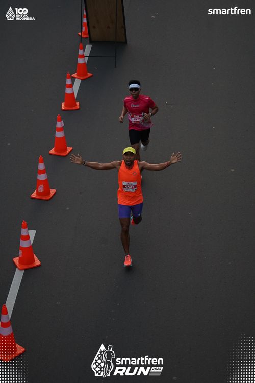 Race photo from Smartfren Run 2025 