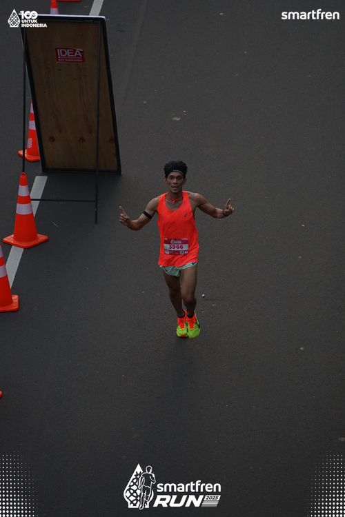 Race photo from Smartfren Run 2025 