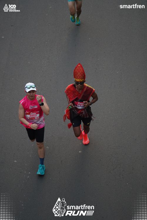 Race photo from Smartfren Run 2025 