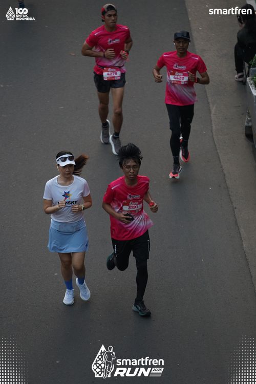Race photo from Smartfren Run 2025 