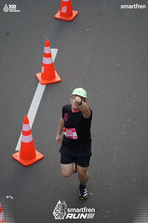 Race photo from Smartfren Run 2025 