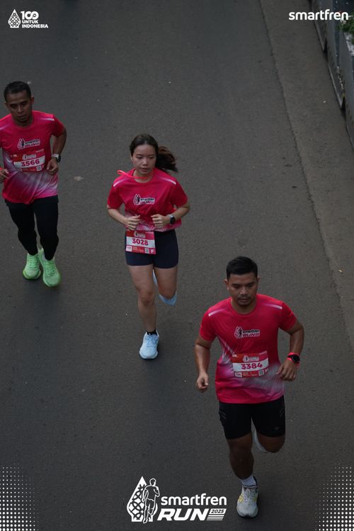 Race photo from Smartfren Run 2025 