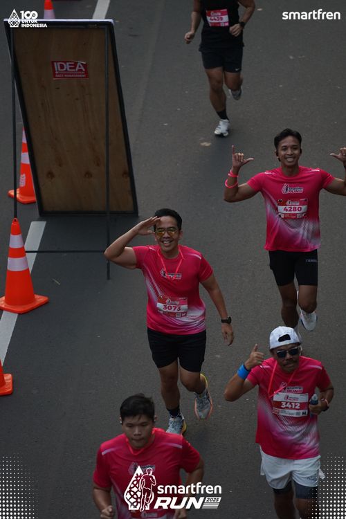 Race photo from Smartfren Run 2025 