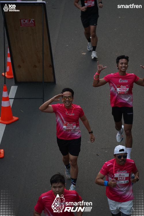 Race photo from Smartfren Run 2025 